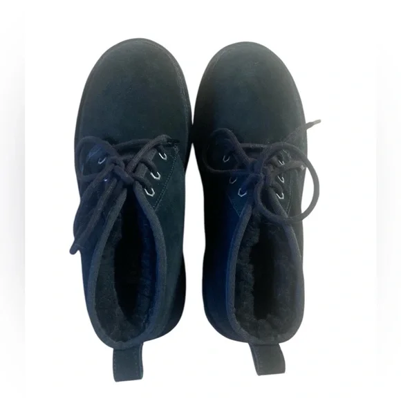 UGG Neumel Suede Lace Up Chukka Shearling lined Ankle Boots size 9 - Picture 3 of 13